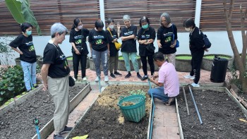 ปลูกผักเพียงพอดี ครั้งที่ 1 
