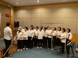 ปิดคอร์สร้องเพลงประสานเสียง รุ่น 1