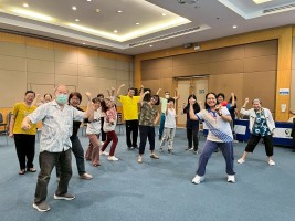 โยคะหัวเราะ ครั้งที่ 4