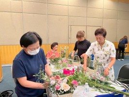 จัดดอกไม้ ต้นไม้มงคล ครั้งที่ 6