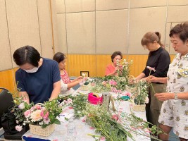 จัดดอกไม้ ต้นไม้มงคล ครั้งที่ 6