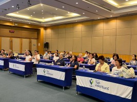 Strong teeth วัยเก๋า ฟันแข็งแรง