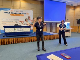 Strong teeth วัยเก๋า ฟันแข็งแรง