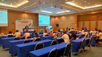 Strong teeth วัยเก๋า ฟันแข็งแรง